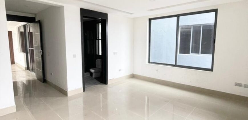 FULLY SERVICED 1 AND 2 BEDROOM APARTMENT WITH ELEVATOR AND SWIMMING POOL