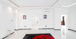 Spacious 3 Bedroom penthouse Apartment in Lekki phase 1