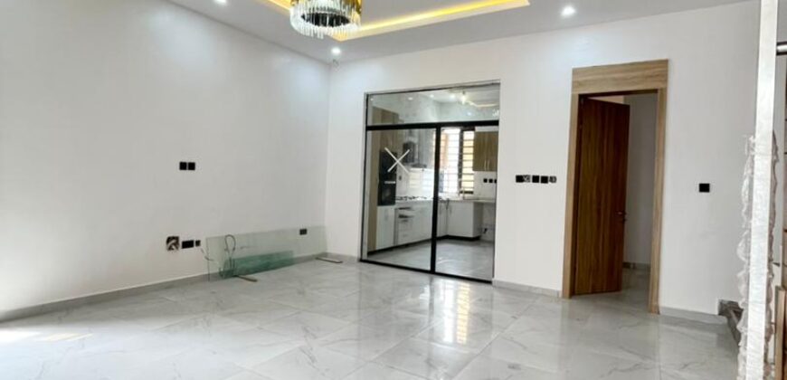 DECENTLY FINISHED CONTEMPORARY STYLE 4 BEDROOM TERRACE DUPLEX IN OLOGOLO