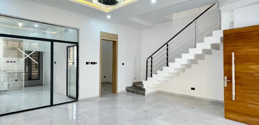 DECENTLY FINISHED CONTEMPORARY STYLE 4 BEDROOM TERRACE DUPLEX IN OLOGOLO