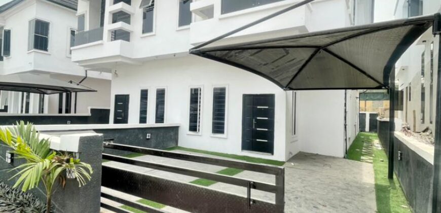 DECENTLY FINISHED 4 BEDROOM SEMI DETACHED DUPLEX WITH BQ IN CHEVRON