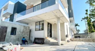 📍FULLY AUTOMATED CONTEMPORARY STYLED 5 BEDROOM FULLY DETACHED DUPLEX WITH PRIVATE ELEVATOR, CINEMA AND SWIMMING POOL IN IKOYI