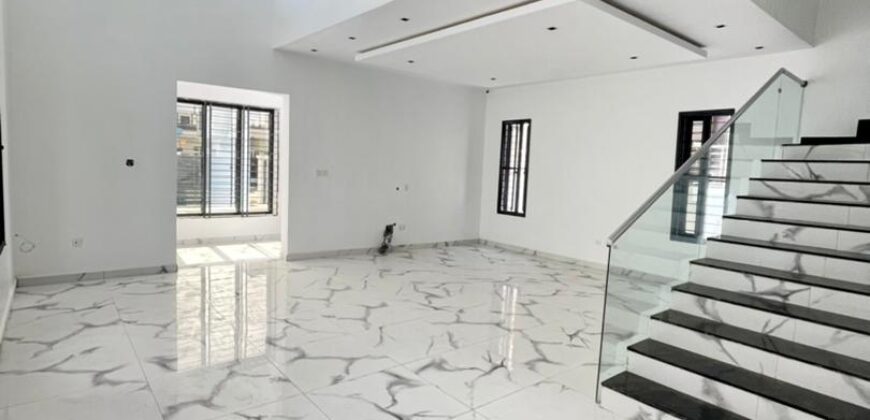 📍MAGNIFICENT LUXURY 5 BEDROOM FULLY DETACHED DUPLEX WITH SWIMMING POOL IN IKATE