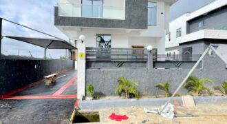 📍BEAUTIFUL 5 BEDROOM FULLY DETACHED DUPLEX WITH BQ IN CHEVRON