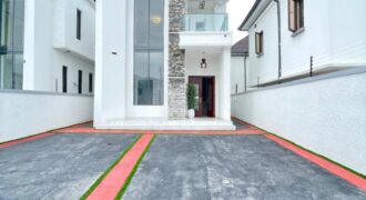 📍BEAUTIFULLY CRAFTED 5 BEDROOM FULLY DETACHED DUPLEX WITH BQ AND SWIMMING POOL IN AJAH