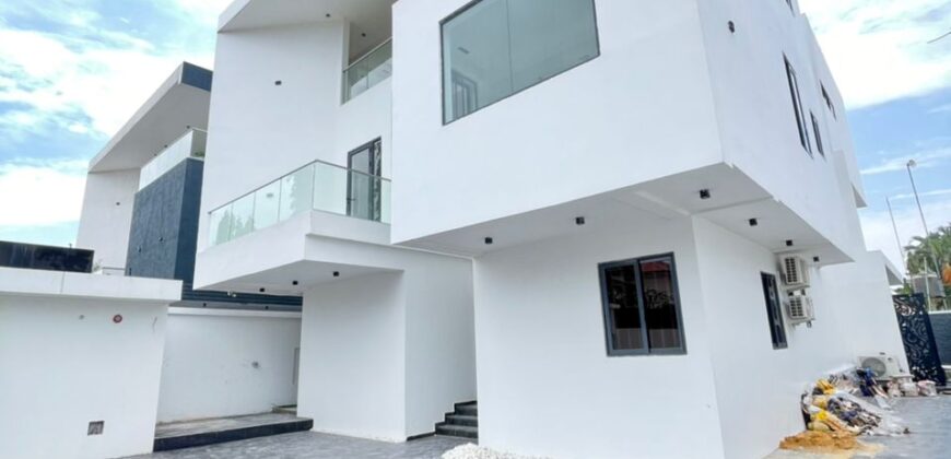 📍SUPER LUXURY 5 BEDROOM FULLY DETACHED DUPLEX WITH CINEMA AND SWIMMING POOL IN LEKKI