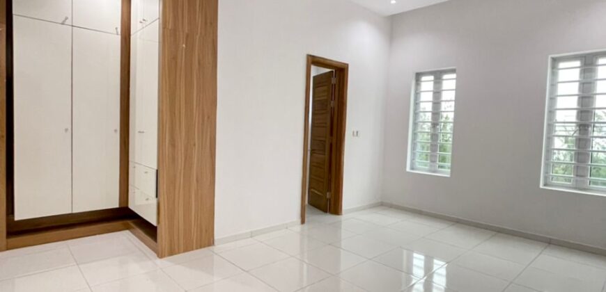 GORGEOUSLY FINISHED SPACIOUS 5 BEDROOM FULLY DETACHED DUPLEX WITH SWIMMING POOL IN LEKKI