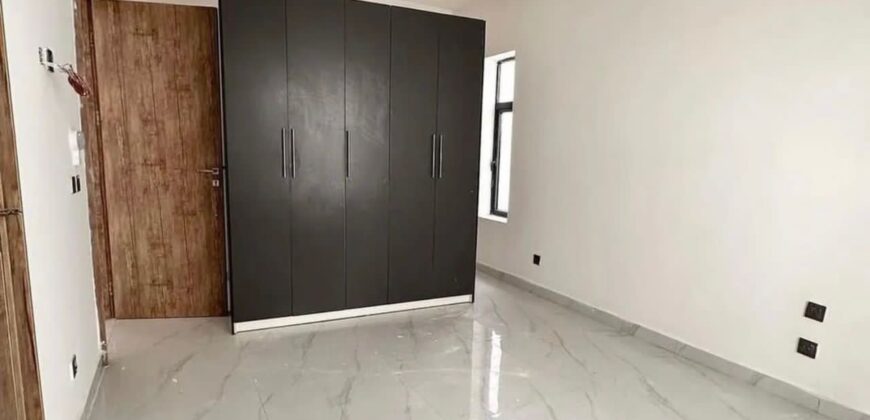 BEAUTIFUL SMART 4 BEDROOM TERRACE DUPLEX WITH BQ AND SWIMMING POOL IN LEKKI