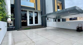 📍UNIQUELY DESIGNED 5 BEDROOM FULLY DETACHED HOME WITH SWIMMING POOL IN OSAPA